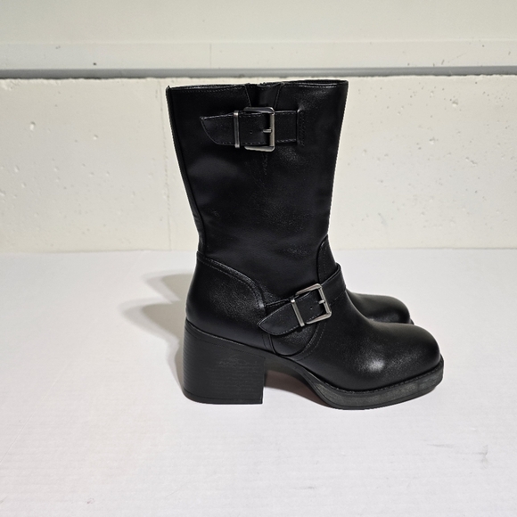 Women's Kenneth Cole Reaction boot Sz 7.5 NWOT, black - Picture 1 of 13